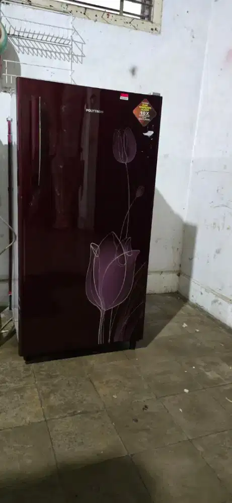 Kulkas polytron