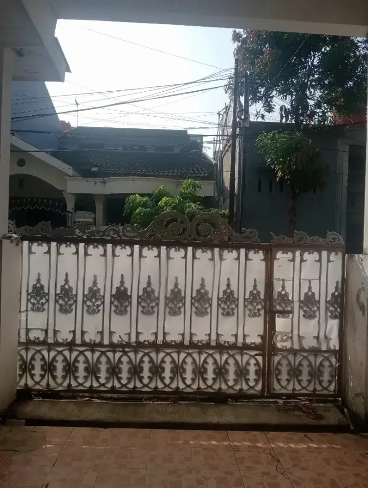dicari untuk menjaga anak di sore hari sampe pagi (harian)