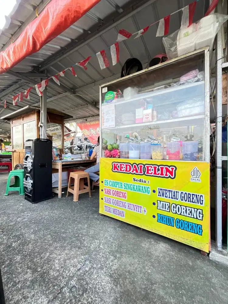 Dicari karyawati untuk bantu jaga tempat makan es campur & nasi goreng