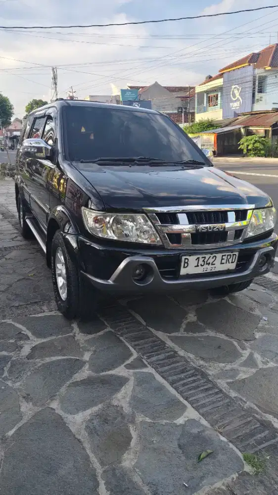 Panther grand touring 2017 akhir di yogyakarta