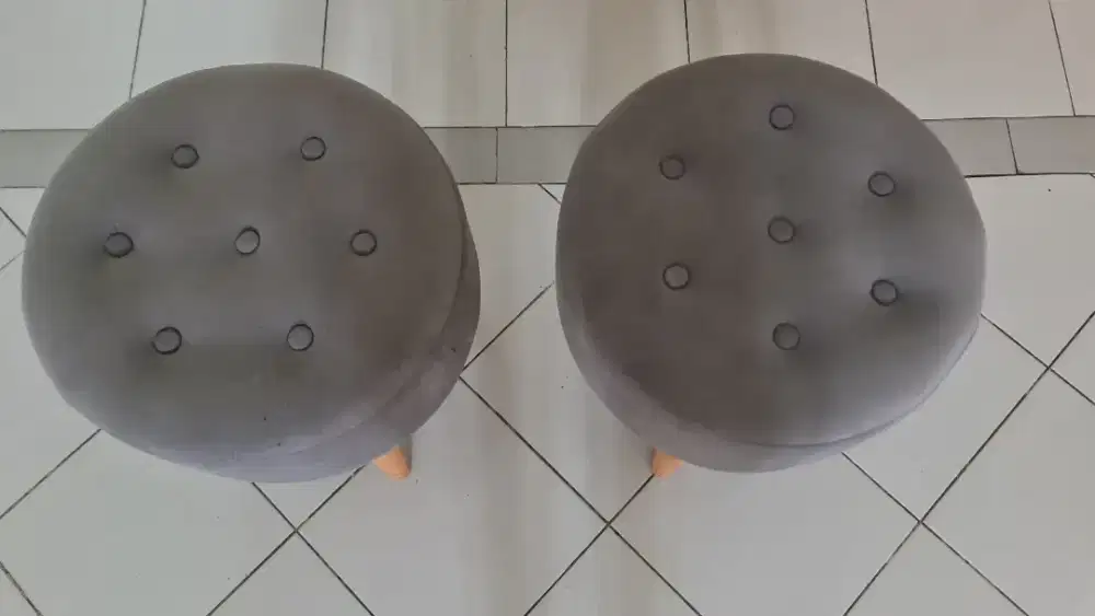 Dijual kursi atau stool premium cocok untuk santai Dekorasi