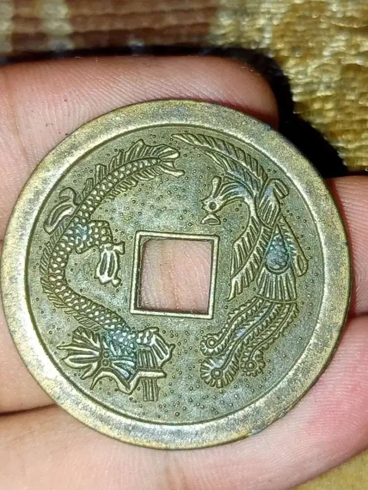 Koin naga langka