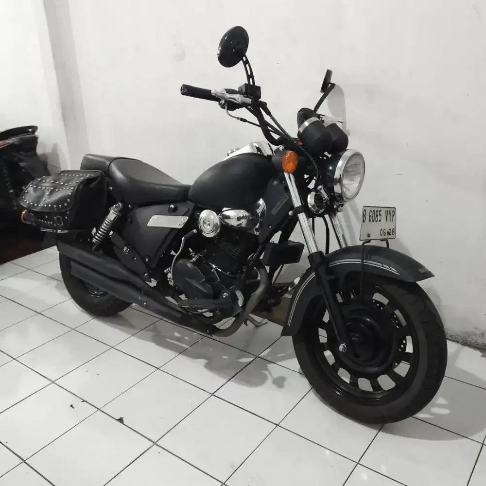 Benneli Motobi EFI 200cc 2023 Lengkap Bagus