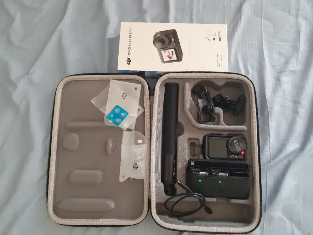 DJI Osmo Action 5 Pro Adventure Combo + Tas