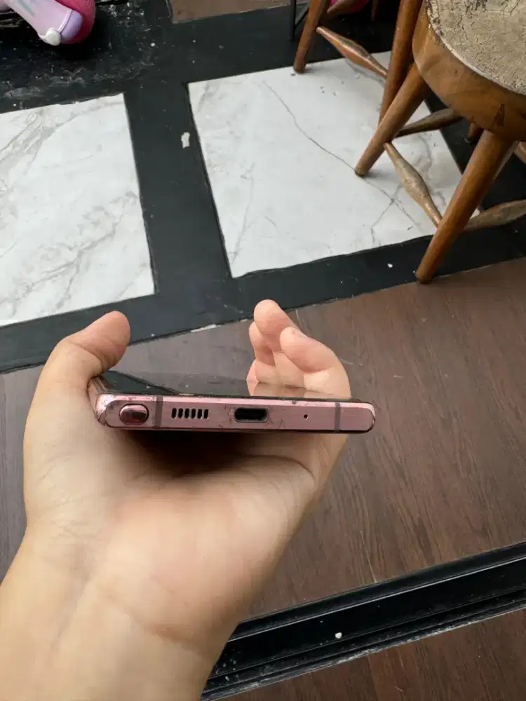 Samsung note 20 8/256gb
