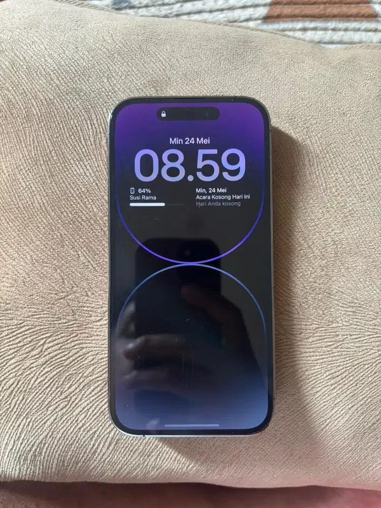 Iphone 14 Pro deep purple