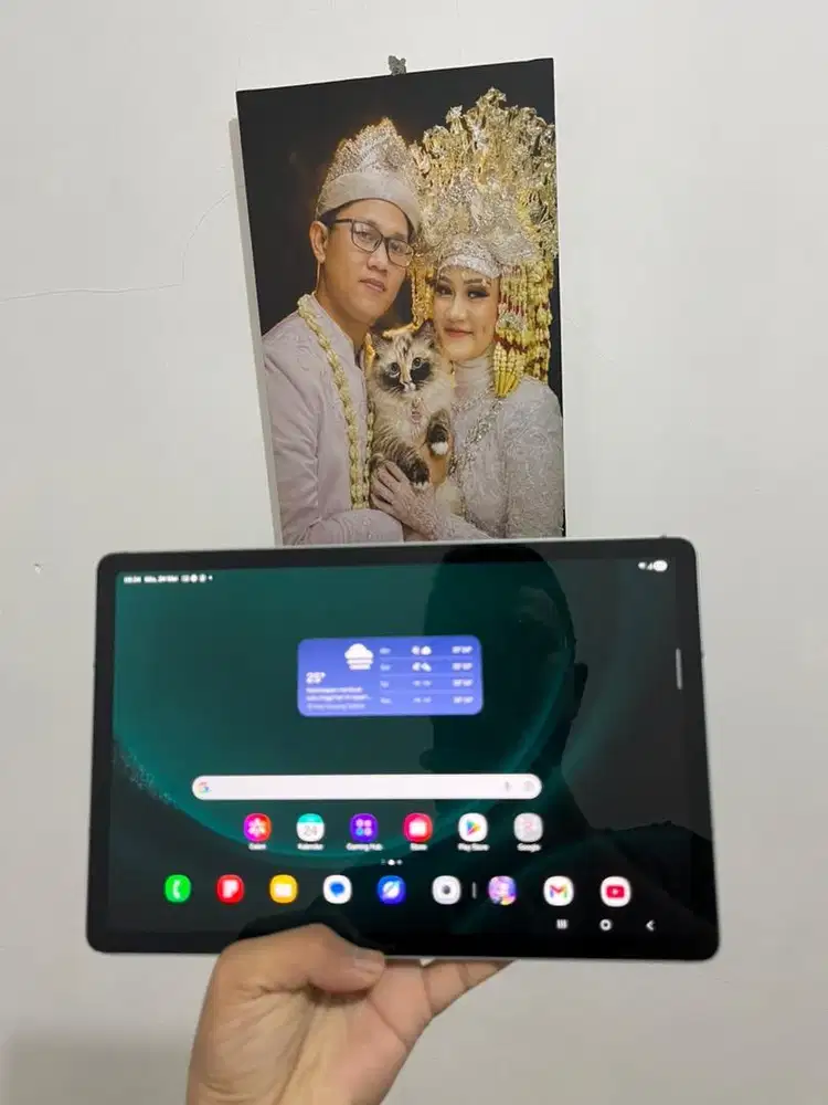 Tab Samsung Galaxy S9 FE 5G 6/128 gb bisa kartu tab dan charger saja