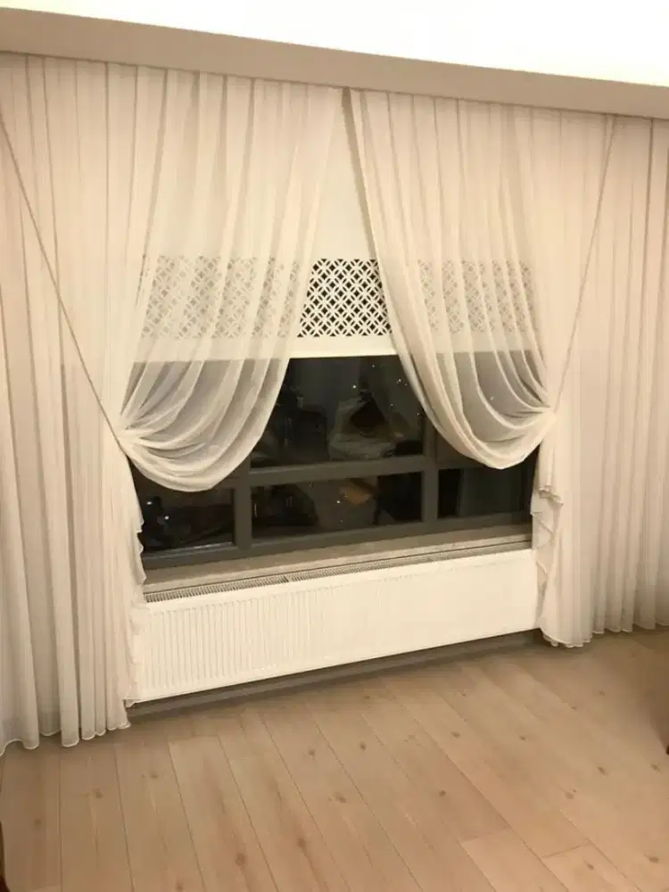 Pasang gordyn gorden murah vertikal roll blind jasa wallpaper dinding