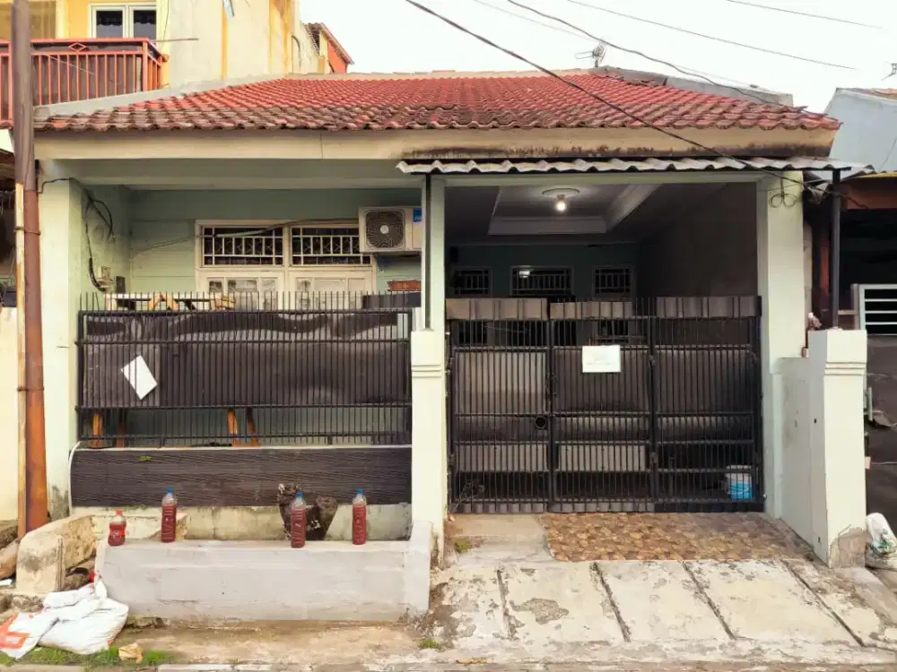 Rumah villa tomang baru