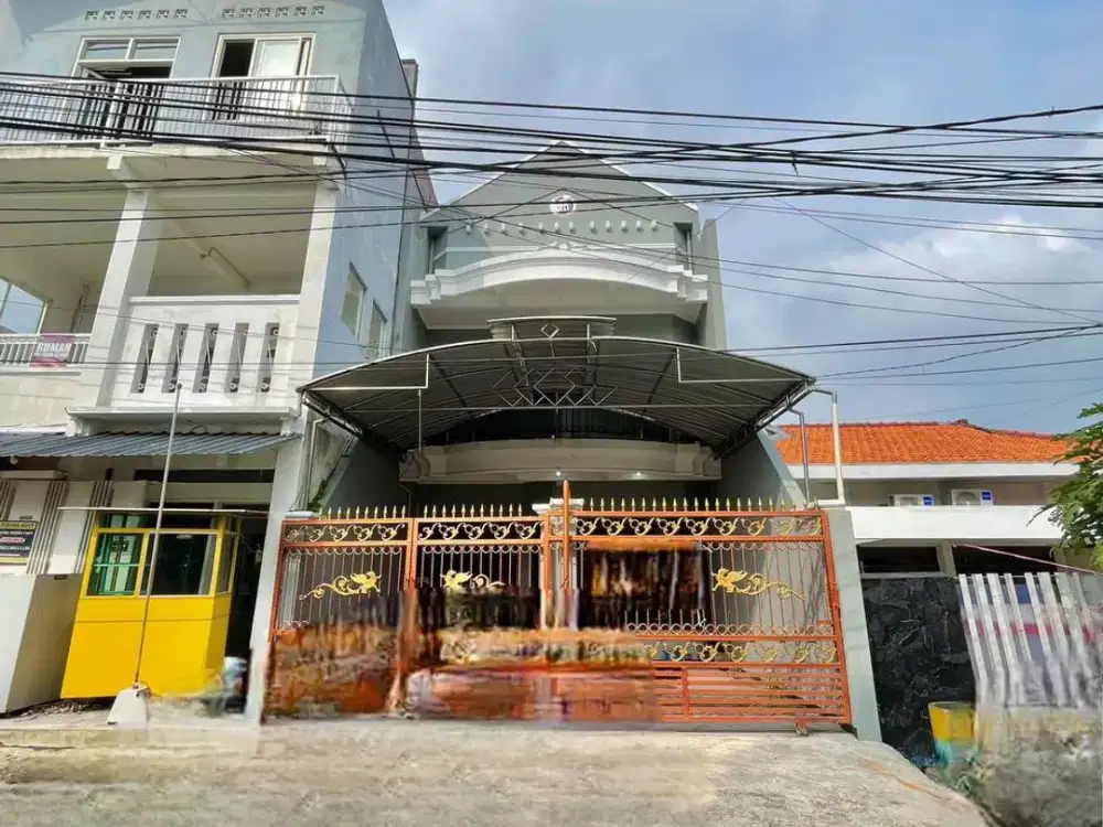 Rumah 2 lantai siap huni di Ngagel Wasana