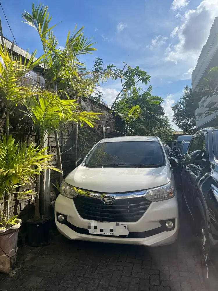 Daihatsu Xenia X 2018 putih manual