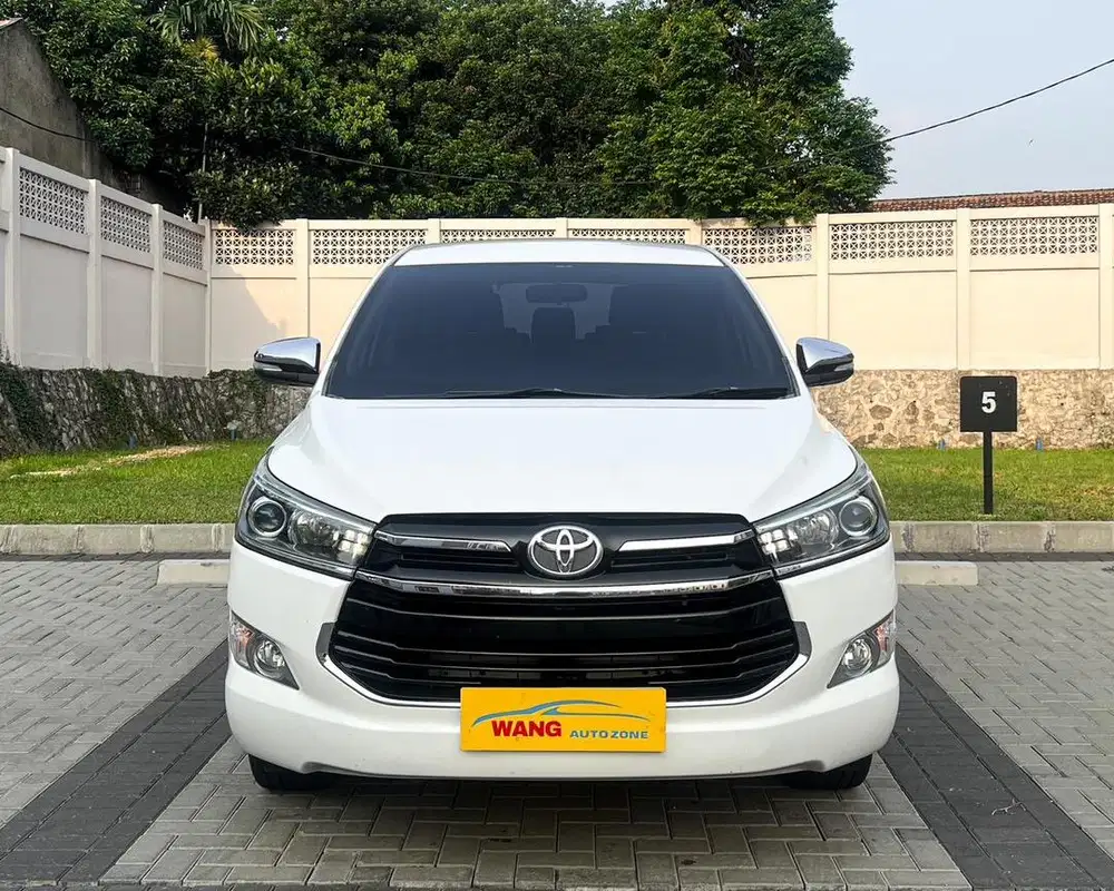 Innova Q 2.0 2016 putih