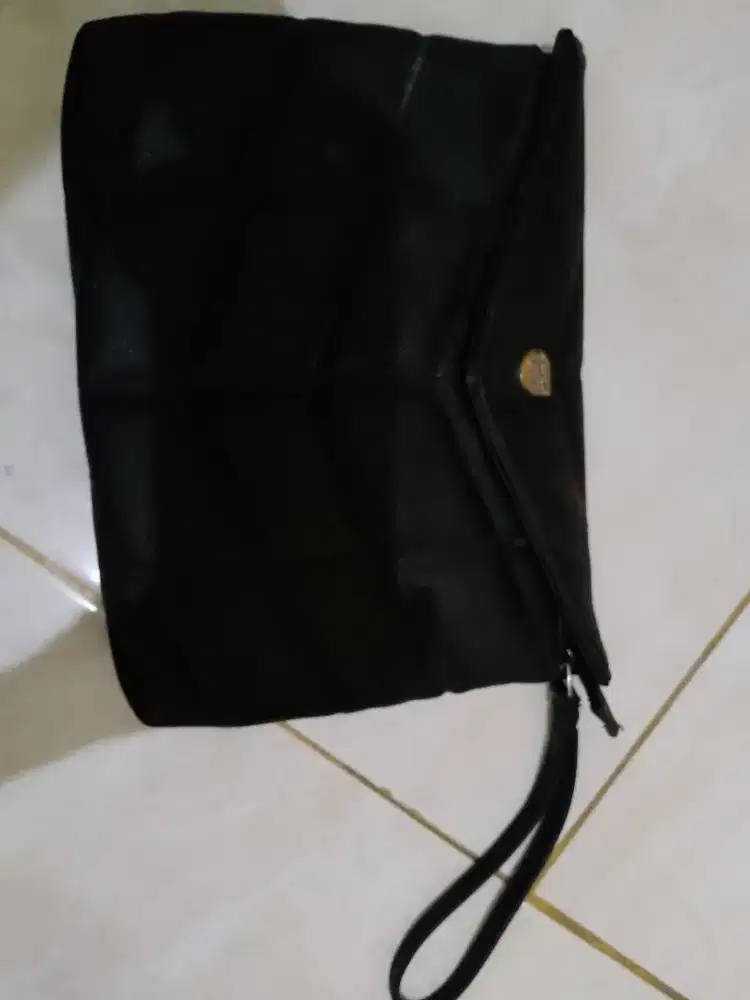Tas Tangan Wanita merk Shopie Martin