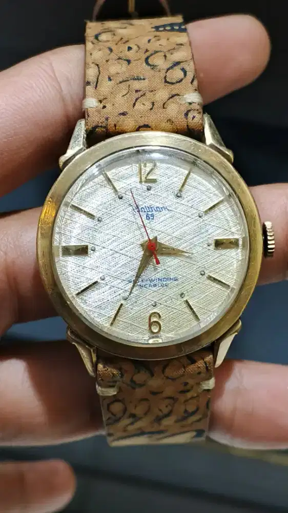 Jam tangan weltham