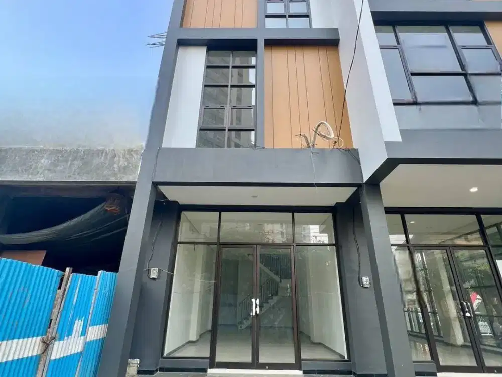 6 unit jejer, Ruko 3 lantai di area Margorejo Indah Tipe B