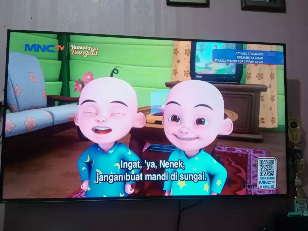 Jual smart android tv Sharp Aquos 70 inch UHD 4k