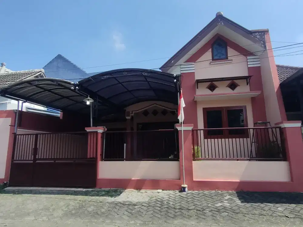Strategis! Rumah Candi Panggung Boulevard Suhat Kota Malang