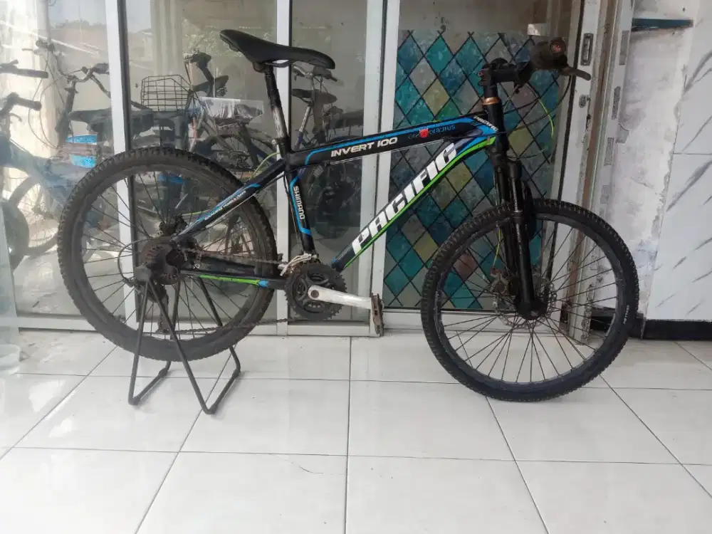 Sepeda gunung MTB bekas uk24 Pacific