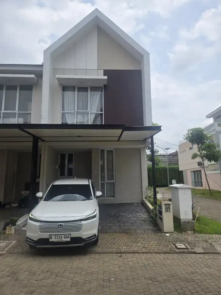 Dijual Take Over Rumah 2 Lantai Full Renof + Rooftop