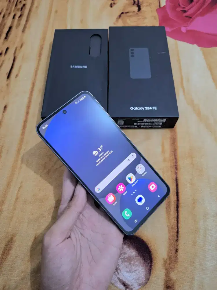 Samsung S24 FE 8/256 GB Fullset