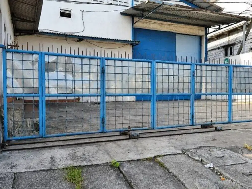 Gudang Lidah Wetan Strategis • Siap Pakai • Ada Kantor