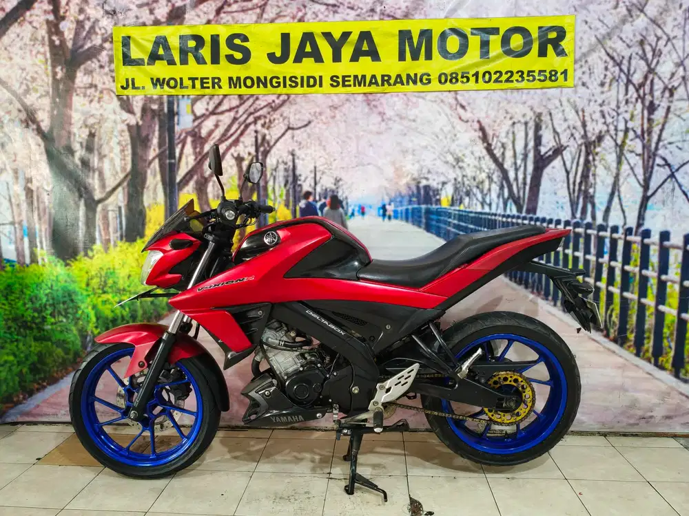 New vixion R 6.Spied