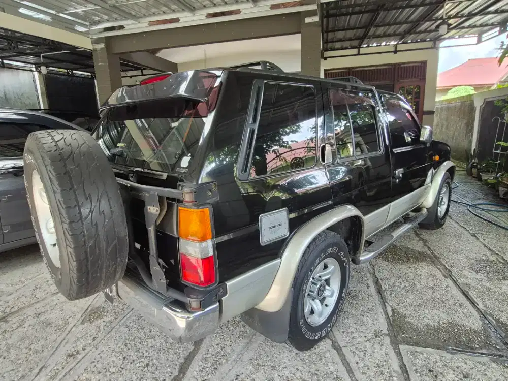 Nissan Terrano KingsroadF2 – Unit Simpanan Khusus Penggemar & Kolektor