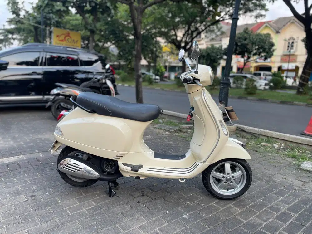 VESPA LX 150 2011 PAJAK PANJANG