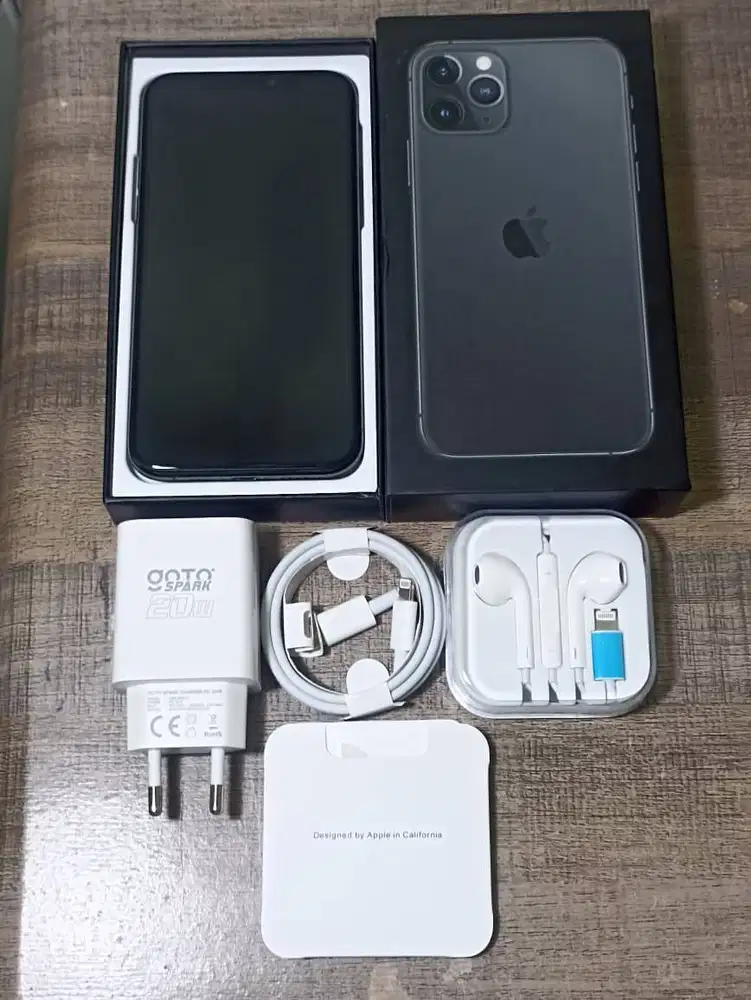 IPHONE 11 PRO 64GB MODEL MWC62ID/A (RESMI KEMENPERIN) FULLSET-PRELOVED