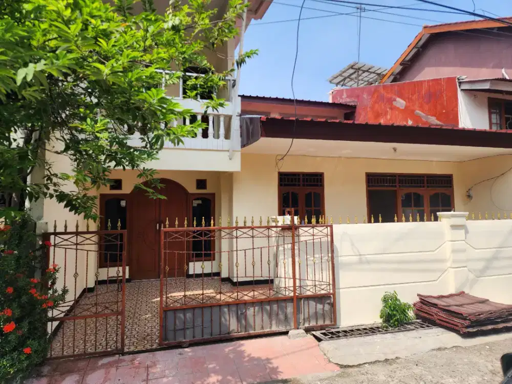 DISEWAKAN RUMAH 2 LANTAI AREA BINTARA JAYA