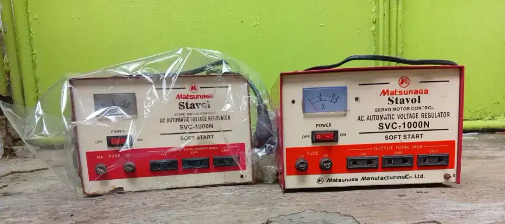 SEPASANG STABILIZER MATSUNAGA STAVOL SVC-1000N – KONDISI NORMAL