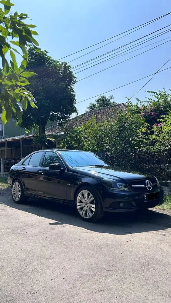 MERCEDES BENZ C200 W204 CGI FACELIFT