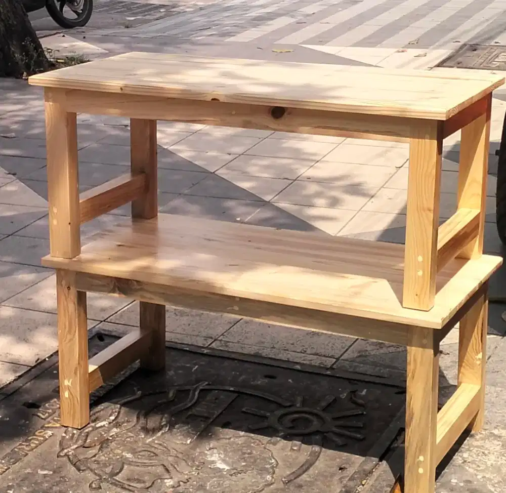 Meja lesehan jati belanda