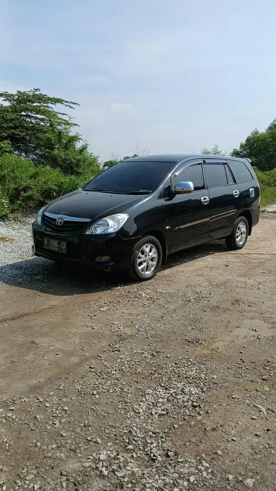 Toyota Kijang Innova 2011 Diesel