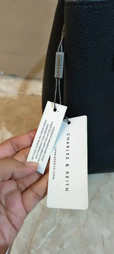 Tas Charles and Keith Kulit Lembut