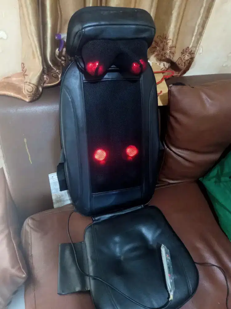 Kursi Pijat Otomatis