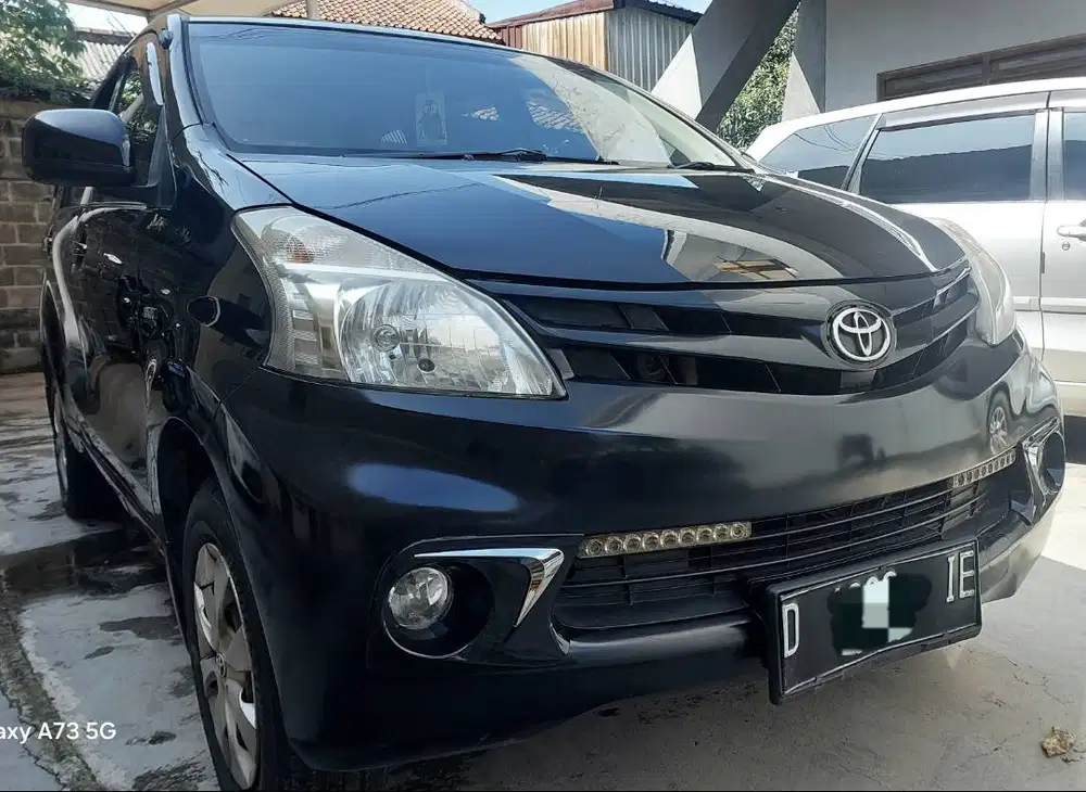 Jual Avanza G at matik 2014/2015 airbag ac dobel simpanan km low antik