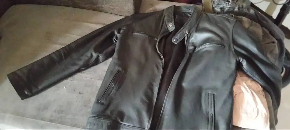 Jual jaket kulit asli dan seperti baru
