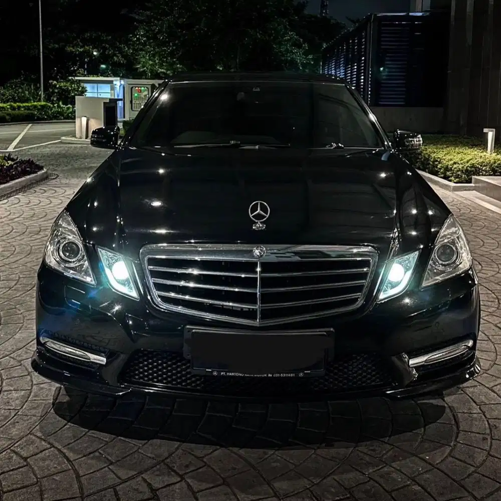 (CASH) Mercedes Benz E300 Facelift W212 V6 2010 (Upgrade AMG)