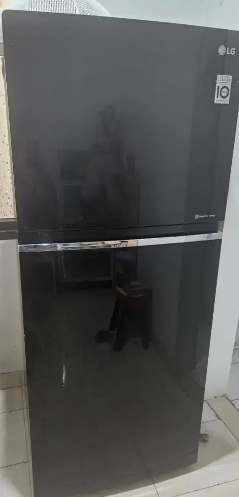 Dijual Kulkas LG Lemari Es 2 Pintu – Kapasitas Besar 416 Liter (2018)