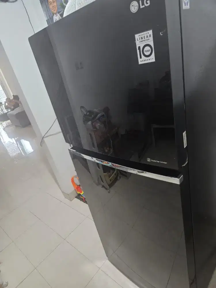 Dijual Kulkas LG Lemari Es 2 Pintu – Kapasitas Besar 416 Liter (2018)