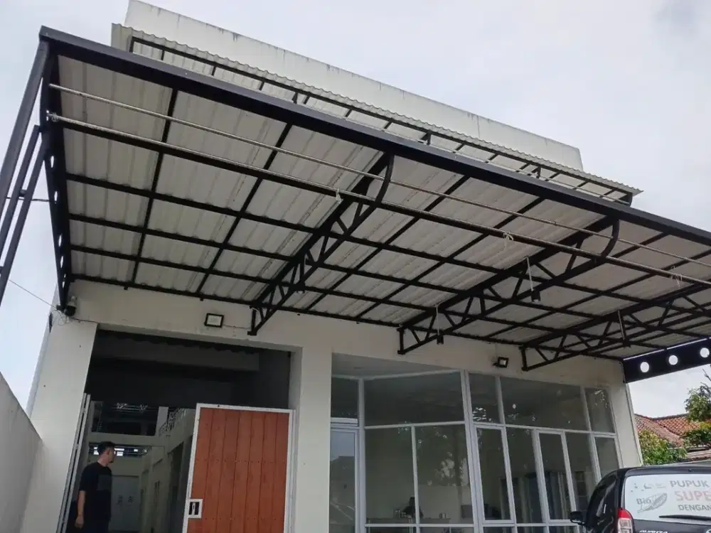 Pabrik chemical dekat sekali tol kondisi bangunan baru