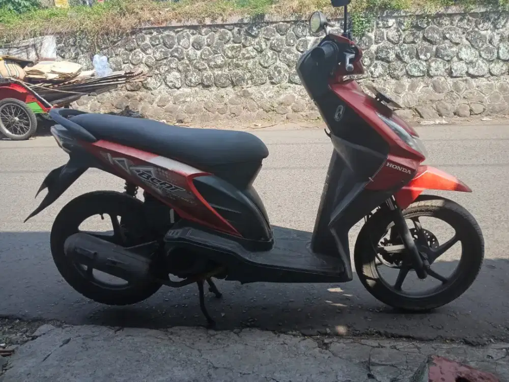 BEAT 2011 CW TGN 1 ORISINIL MULUS SIAP PAKAI MESIN ENAK STANDART HALUS