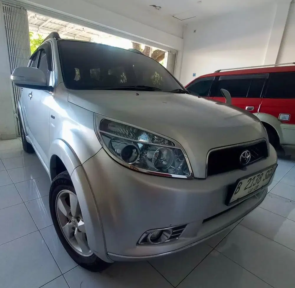 Toyota rush G 2008 manual