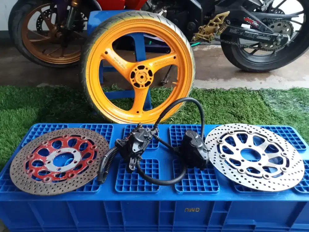 Velg depan suzuki bandit set double disc/cakram