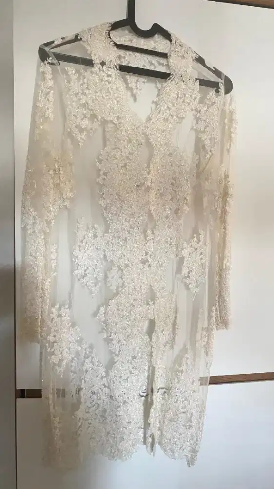 Kebaya & Dalemannya