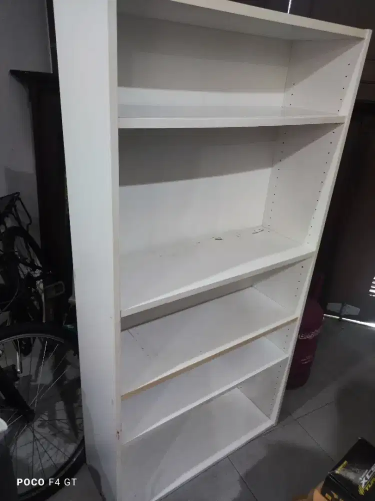 Lemari ex ikea partisi dapat dipindah