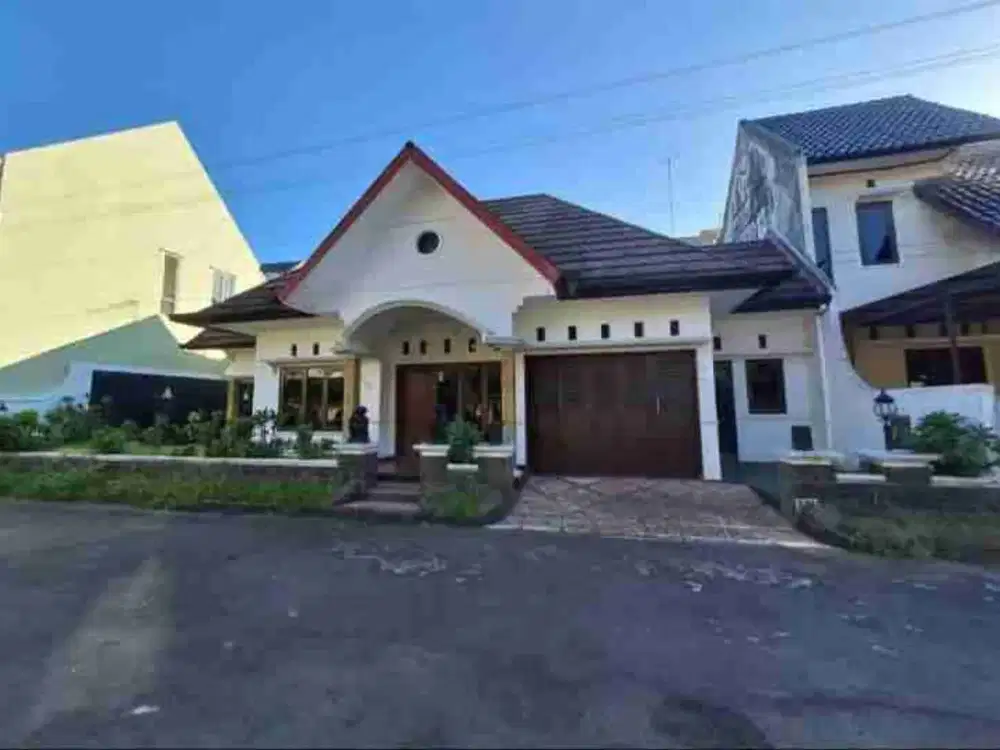 JUAL CEPAT Rumah Luas Siap Huni Dalam Perumahan Dekat Masjid Suciati & Sleman City Hall