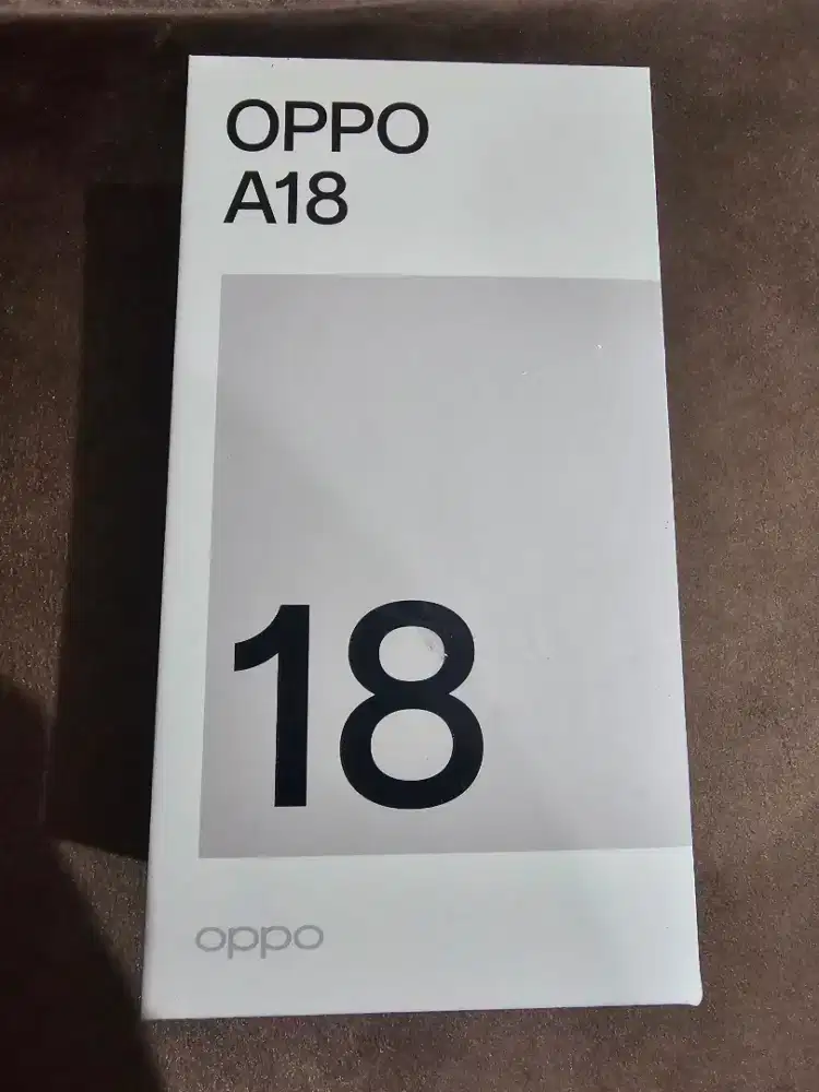 OPPO A18 (handphone)