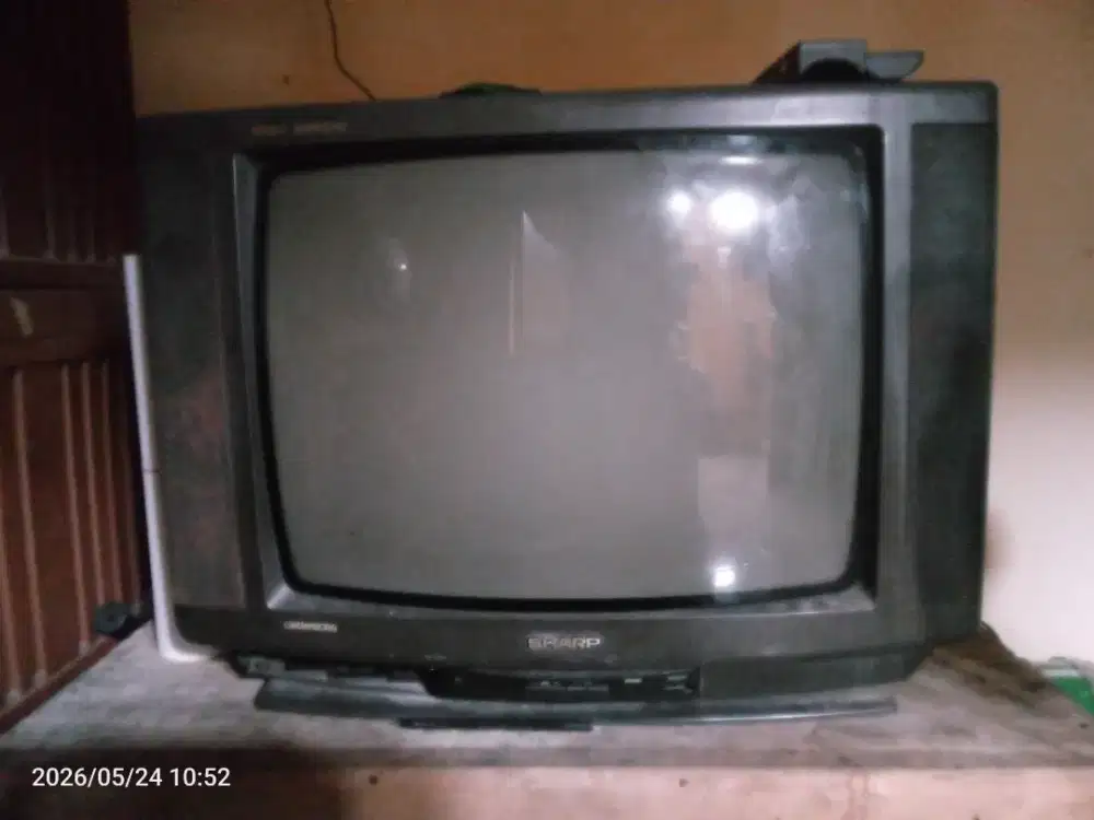 Tv merk Sharp tabung sudah digital